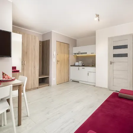 아파트 Przy Plazy - Promenada By Renters 미엘노